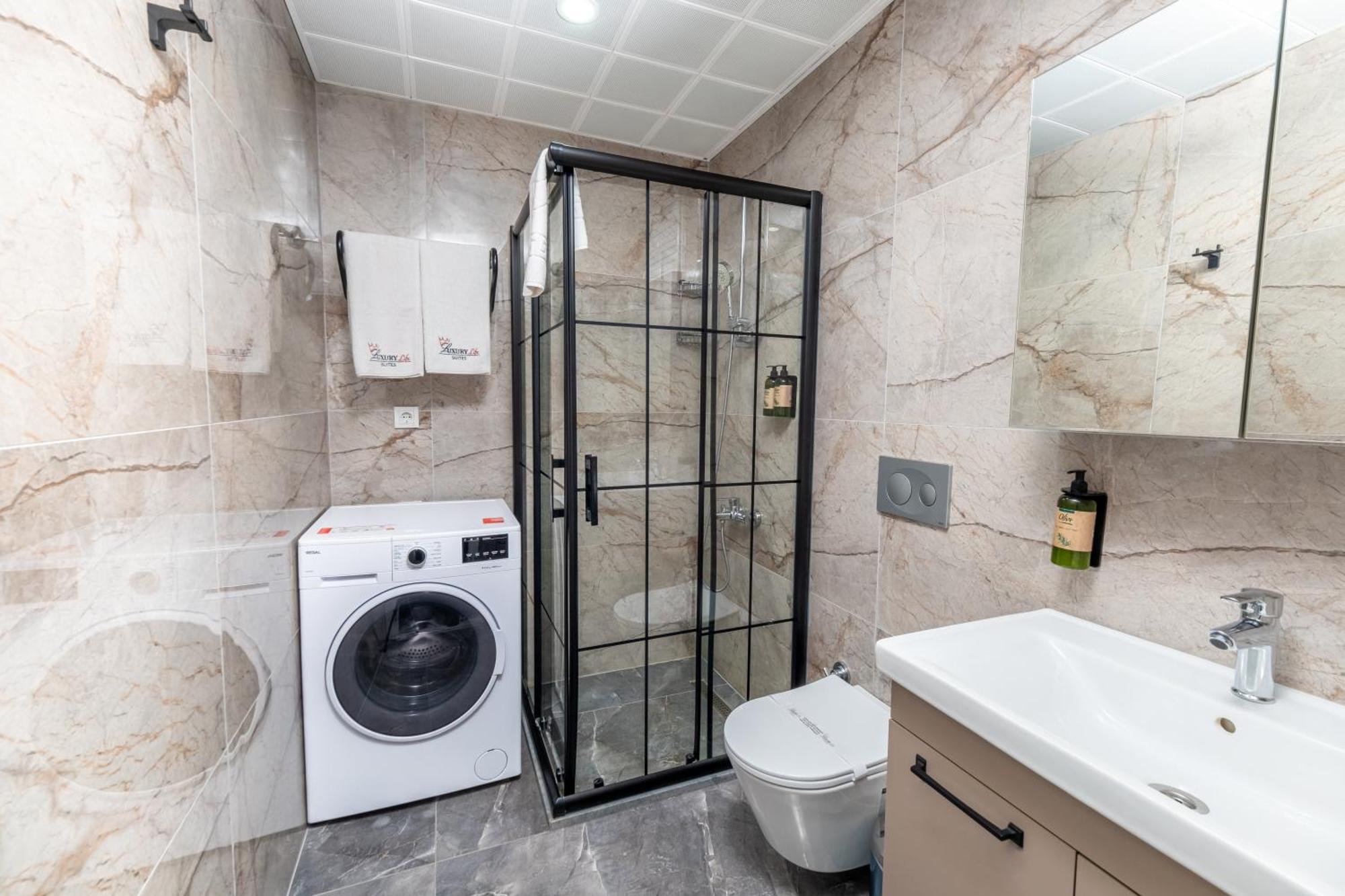 Luxury Life Suites Provincia di Provincia di Istanbul Esterno foto